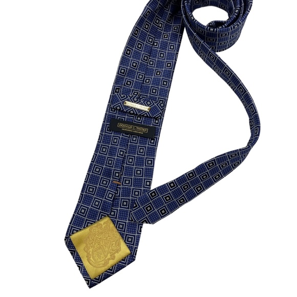 DONALD TRUMP Blue Geometric Silk DESIGNER Tie HANDMADE - Picture 2 of 4
